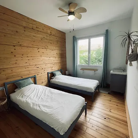 Apartment Cowabunga Guesthouse - Peaceful And Spacious, Beach Is Just 200M Away *