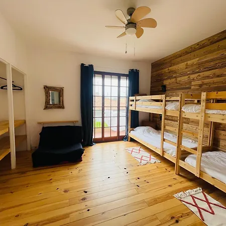 Cowabunga Guesthouse - Peaceful And Spacious, Beach Is Just 200M Away Apartment Mimizan