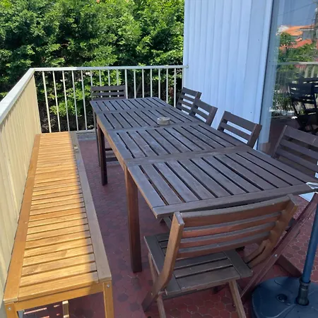 Cowabunga Guesthouse - Peaceful And Spacious, Beach Is Just 200M Away