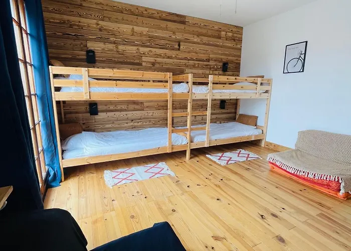 Cowabunga - Peaceful And Spacious, Is Just 200m Away *